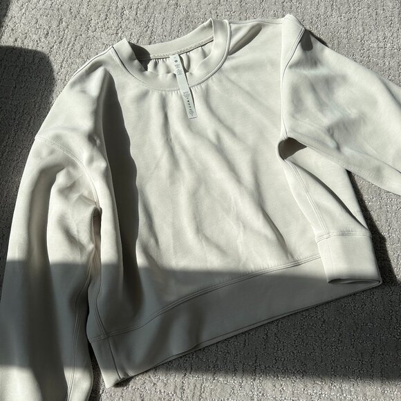 Oversized Lululemon Classic Ivory Top - Size 10 - Picture 8 of 10